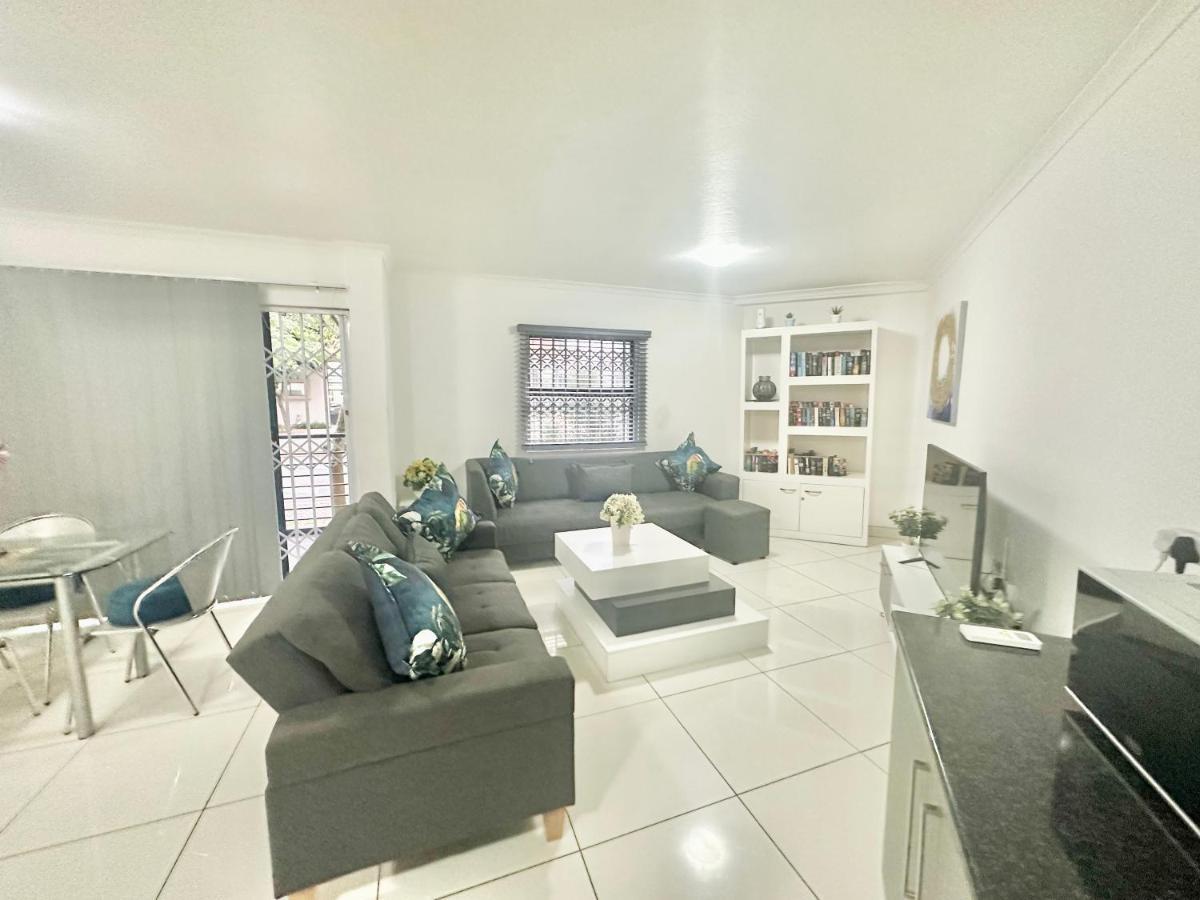 Stunning 2 Bed - Rooftop Braai Area - Sunset Views Durban Exterior photo